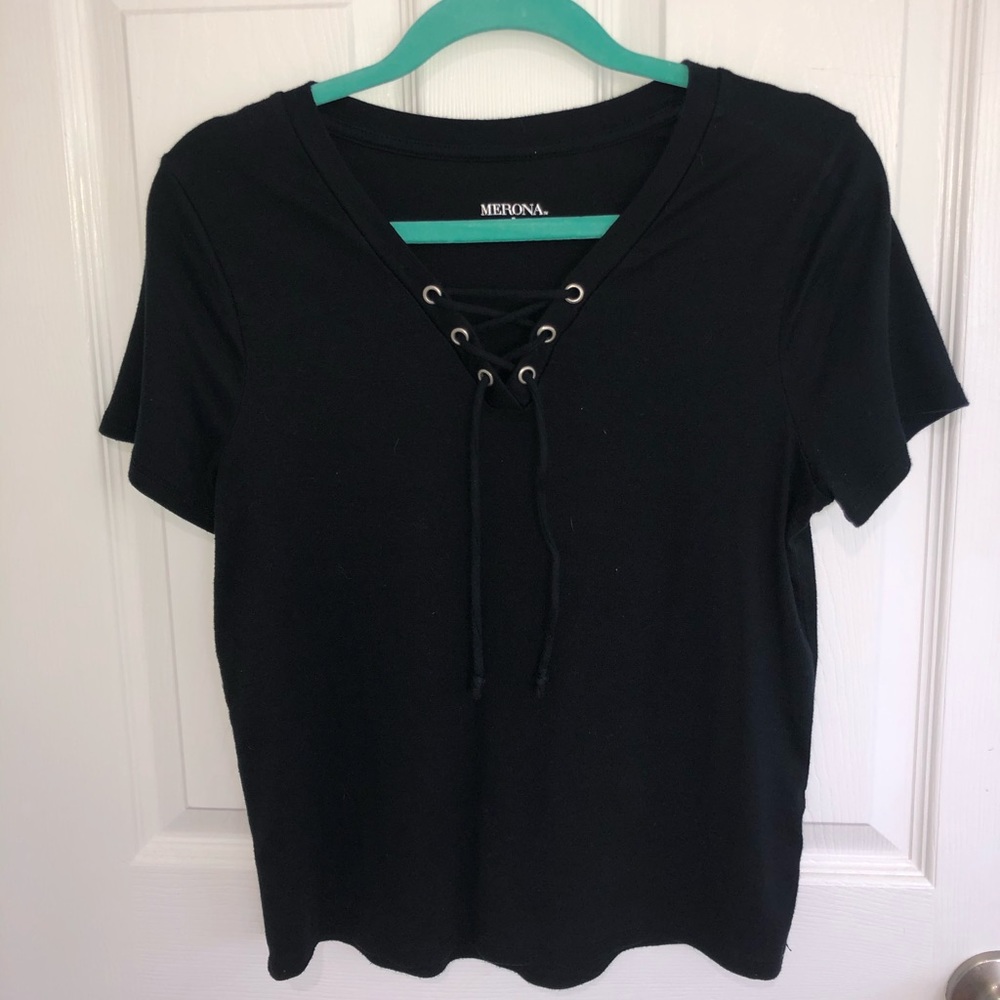 Cross Cross Tie Front Top